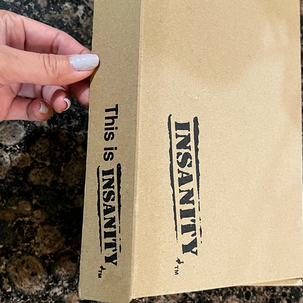 Insanity Beach Body CDs - Picture 10 of 10